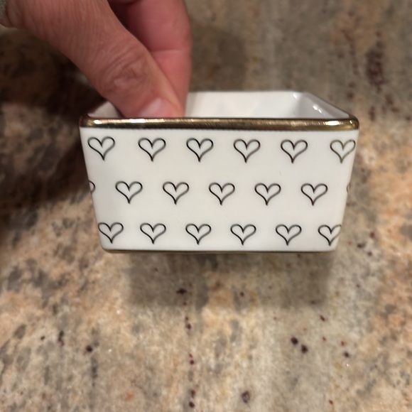 Heart Trinket Dish - White and Gold - Picture 2 of 5